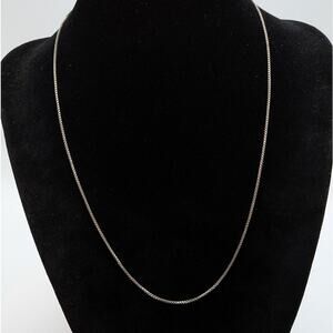 Sterling Silver 925 Italy Minimalist Dainty Box Chain Necklace 18in 1mm 2.56g